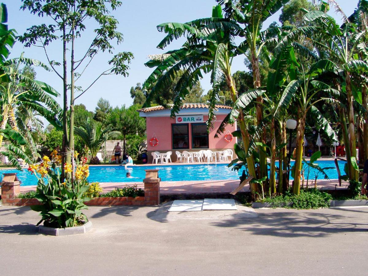 גיארדיני נאקסוס Villaggio Alkantara מראה חיצוני תמונה